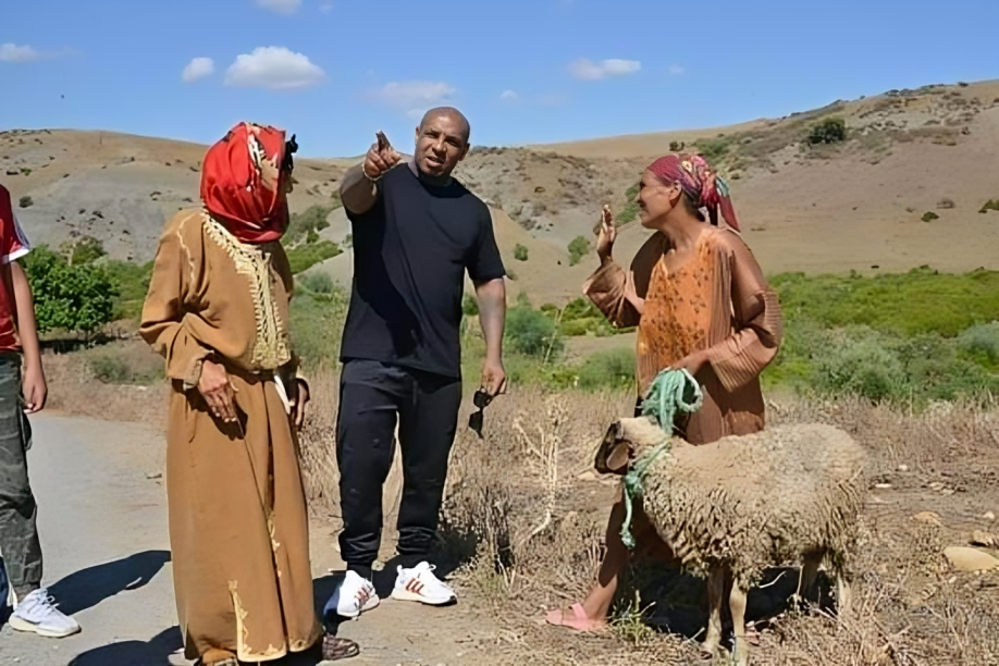 زيارة المجتمع